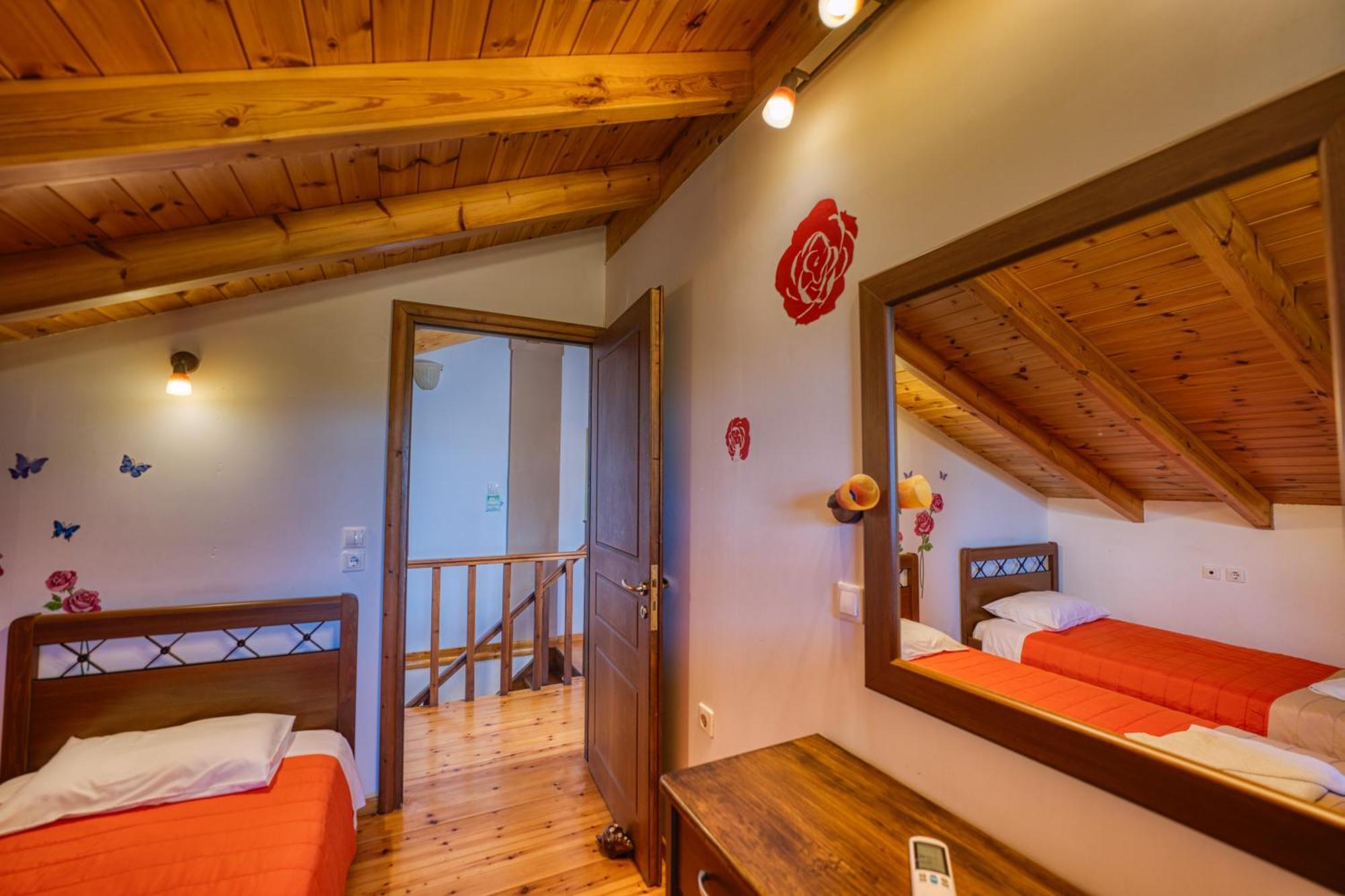 Stefanias Appartments Ágios Matthaíos Exteriér fotografie
